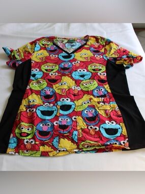Sesame Street Character Scrub Top with Stretch Sides | Size Large